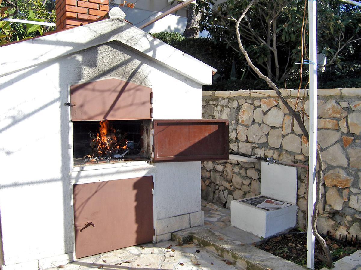 Apartment Amiela By Interhome Trogir Zewnętrze zdjęcie
